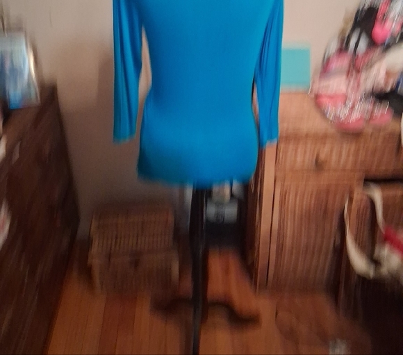 Cable & Gauge Teal Wrap Blouse - Picture 5 of 6